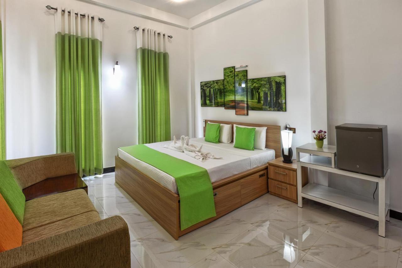 White Land City Hotel Dambulla Luaran gambar