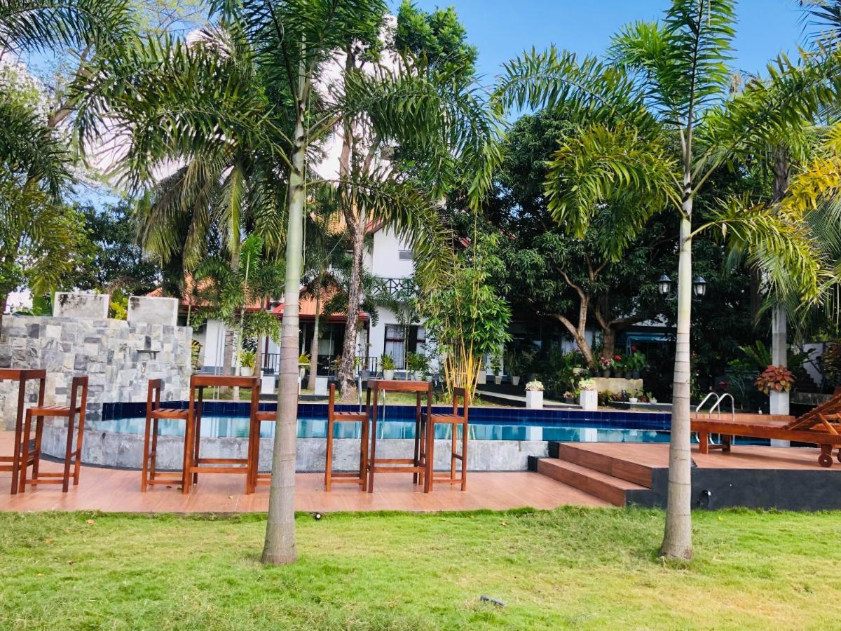 White Land City Hotel Dambulla Luaran gambar