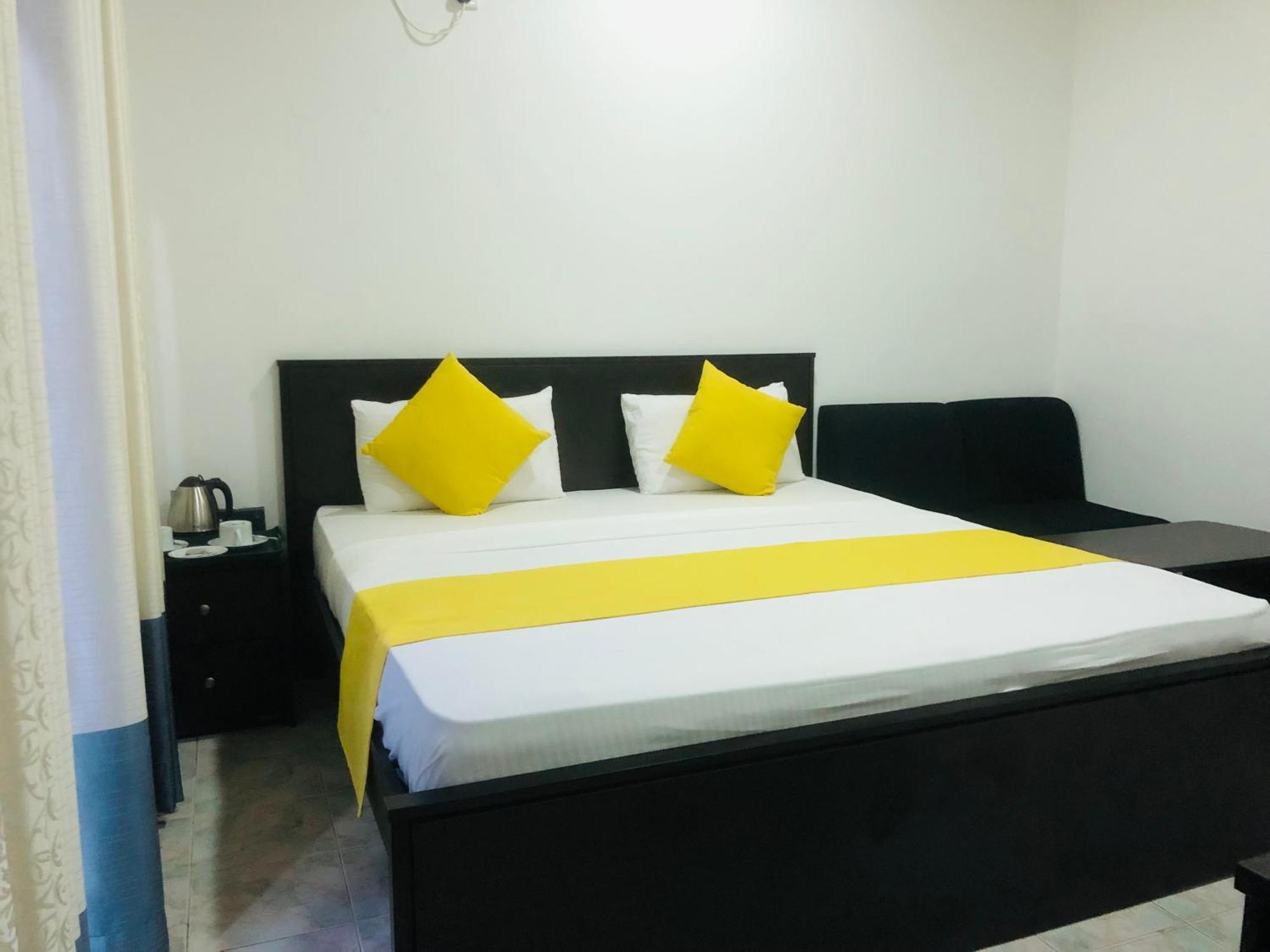 White Land City Hotel Dambulla Luaran gambar