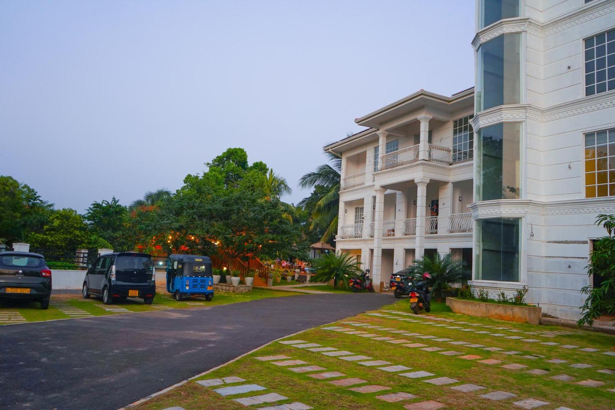 White Land City Hotel Dambulla Luaran gambar